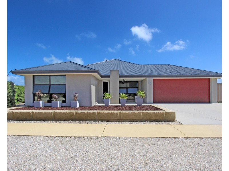 28 Bettong Avenue, Jurien Bay WA 6516