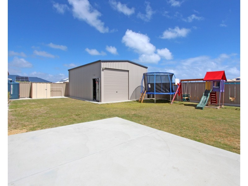 28 Bettong Avenue, Jurien Bay WA 6516