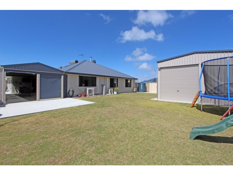 28 Bettong Avenue, Jurien Bay WA 6516