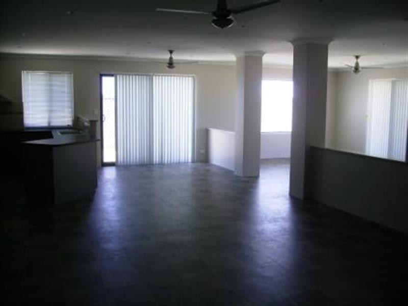 12 Caladenia Way, Jurien Bay WA 6516