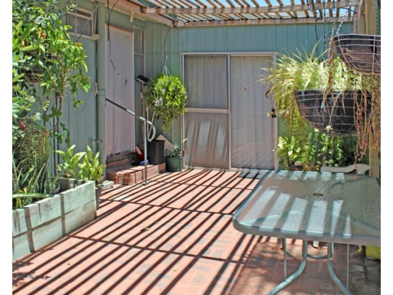 25 Cameron Street, Jurien Bay WA 6516