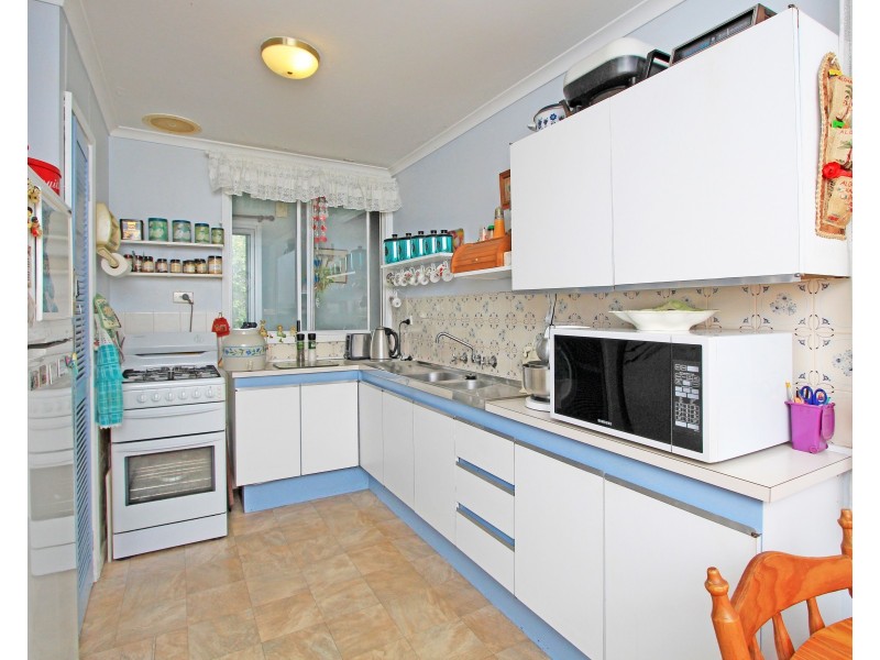 25 Cameron Street, Jurien Bay WA 6516