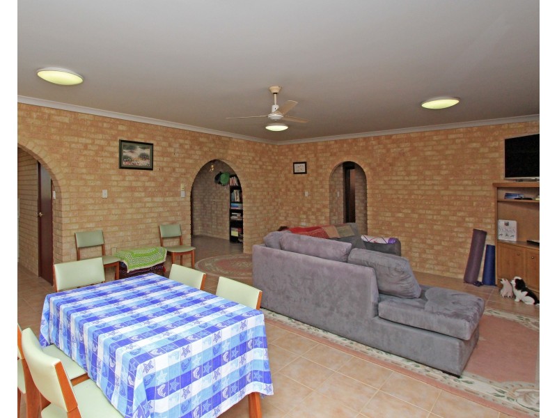 26 Coubrough Place, Jurien Bay WA 6516