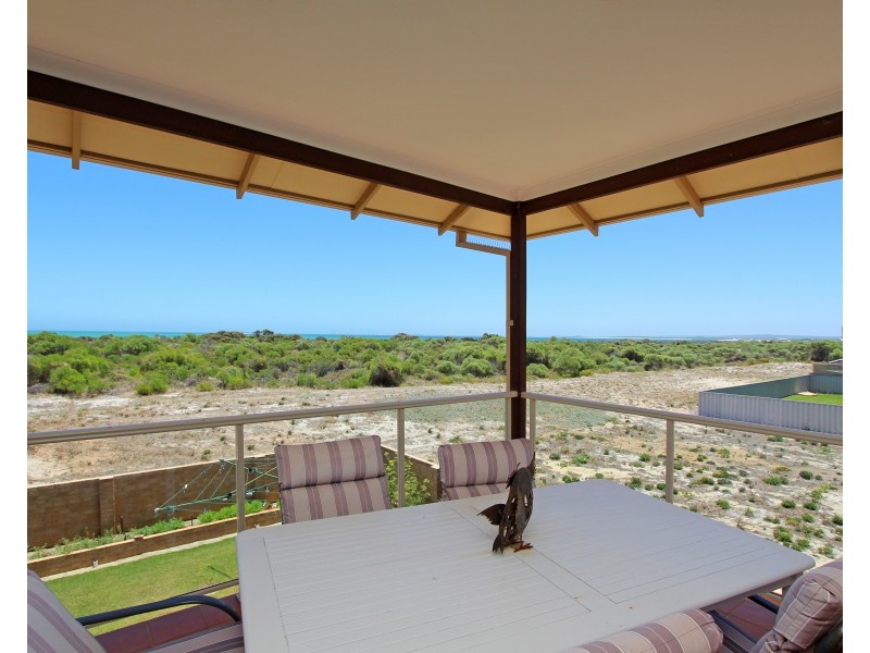 26 Coubrough Place, Jurien Bay WA 6516