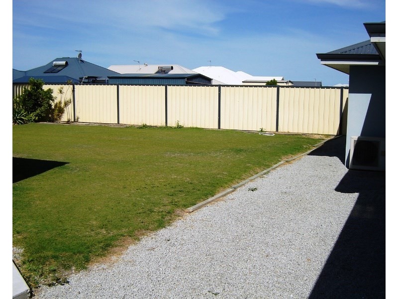 65 Lesueur Drive, Jurien Bay WA 6516