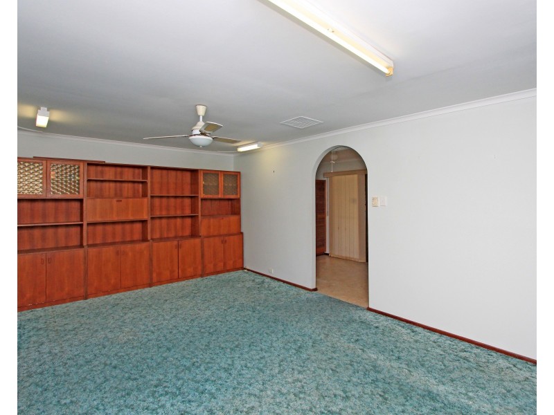 26 Dalton Street, Jurien Bay WA 6516