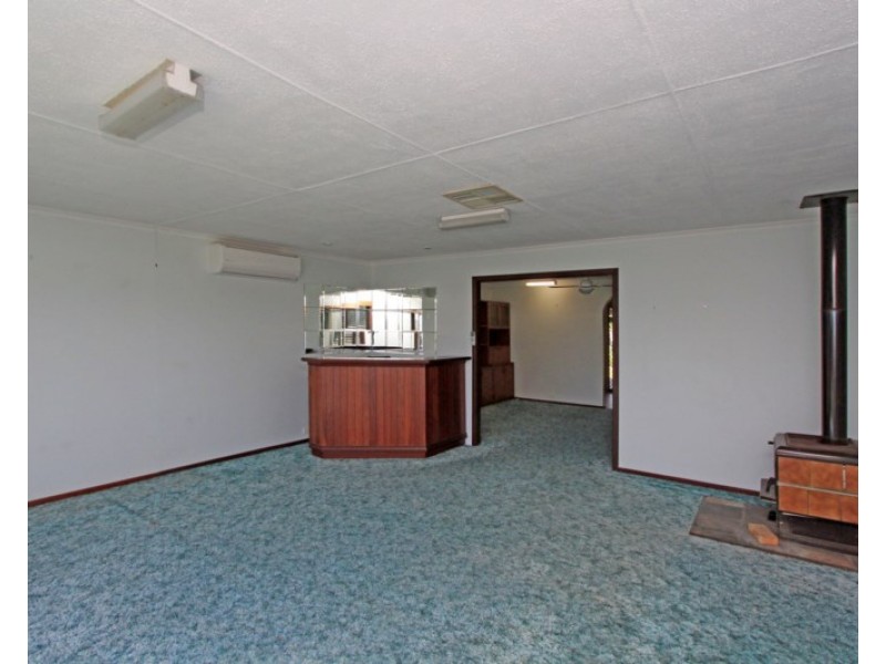 26 Dalton Street, Jurien Bay WA 6516