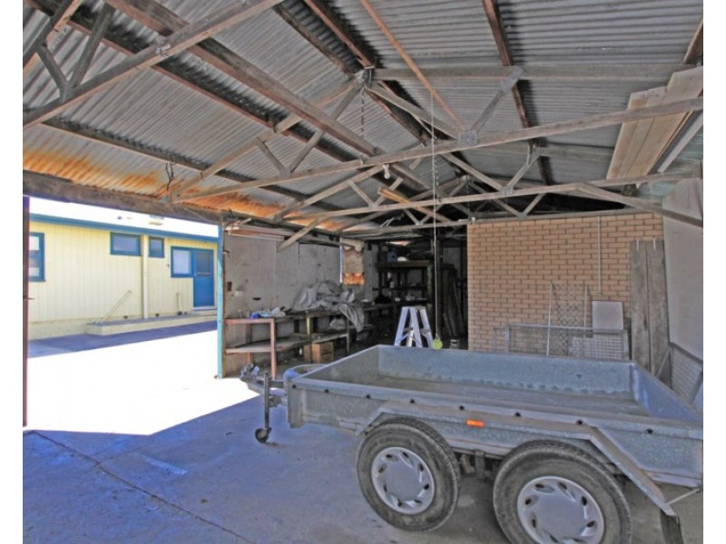 26 Dalton Street, Jurien Bay WA 6516