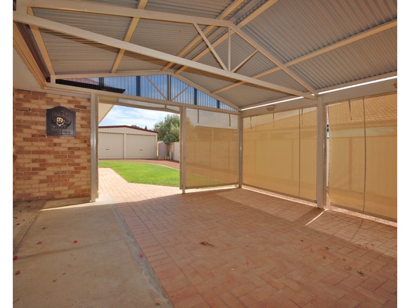60 Lesueur Drive, Jurien Bay WA 6516