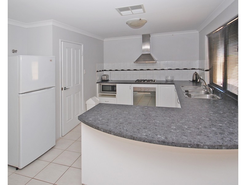 11 Prevelly Way, Jurien Bay WA 6516