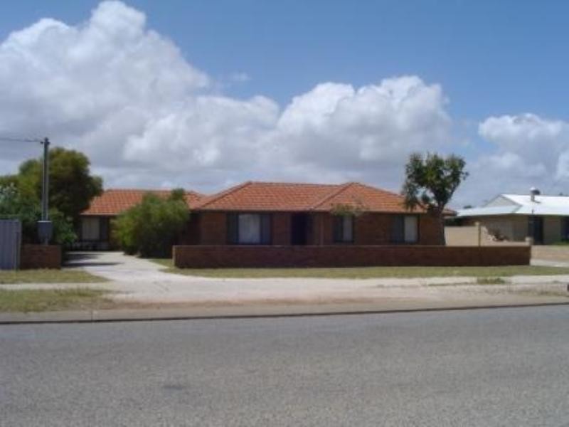 8A Hastings Street, Jurien Bay WA 6516