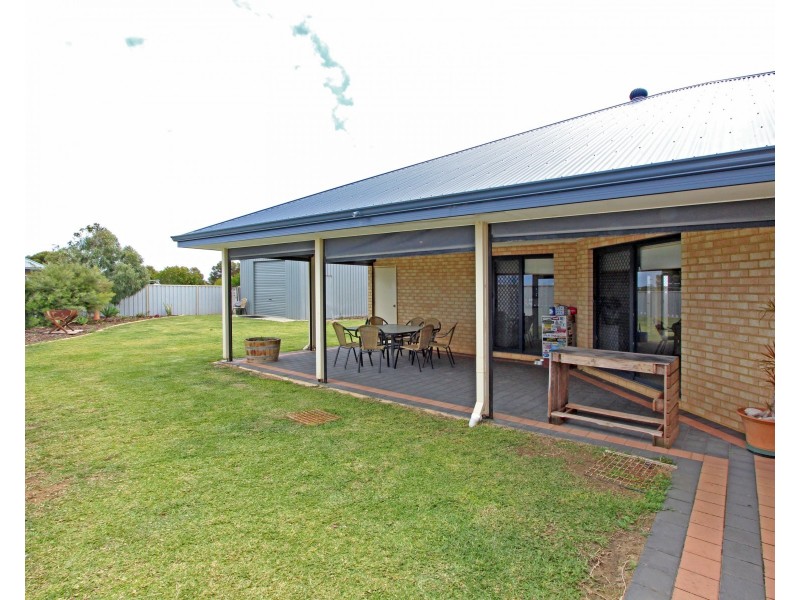 44 Adriana Parade, Jurien Bay WA 6516