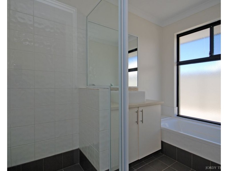 35 Bettong Avenue, Jurien Bay WA 6516