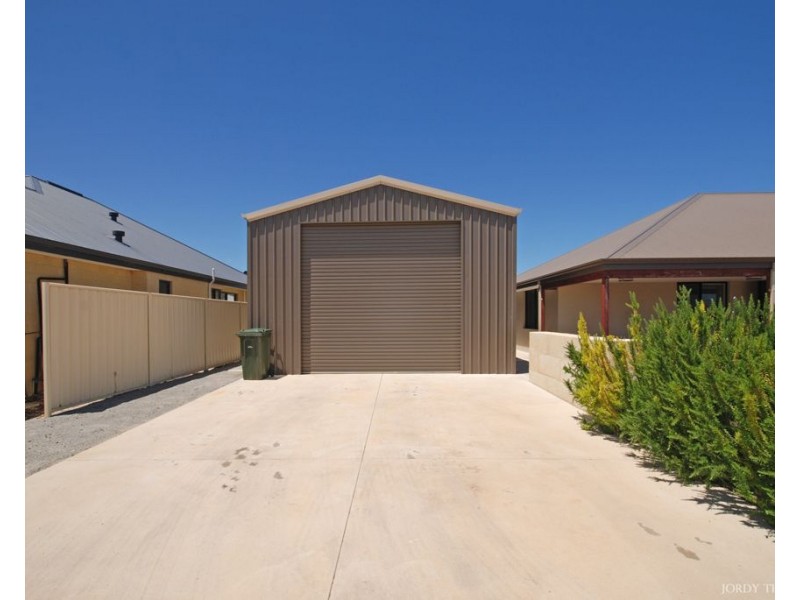 35 Bettong Avenue, Jurien Bay WA 6516