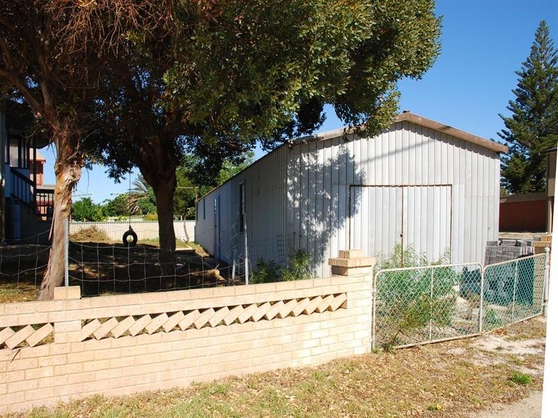 17 Bluewater Drive, Jurien Bay WA 6516