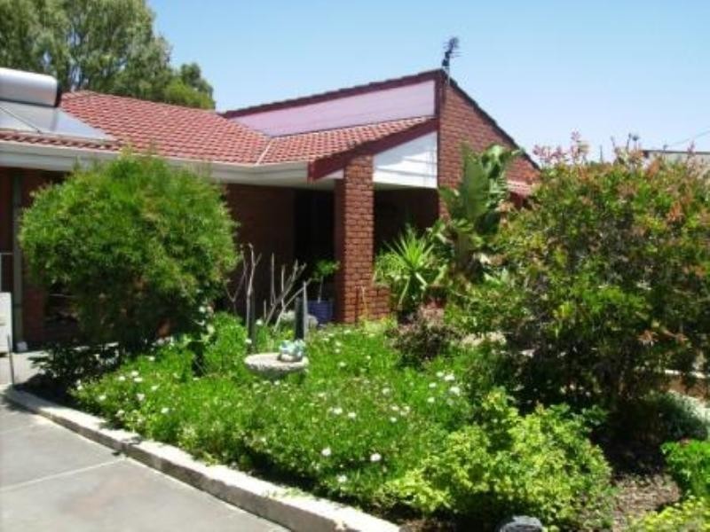 9 Lindsay Street, Jurien Bay WA 6516