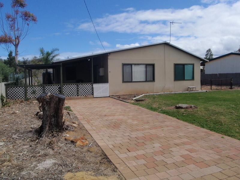 10 Bower Street, Jurien Bay WA 6516