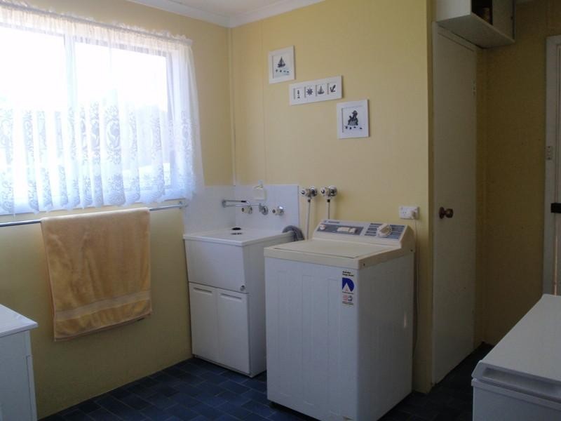 10 Bower Street, Jurien Bay WA 6516