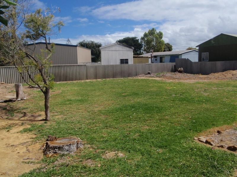 10 Bower Street, Jurien Bay WA 6516