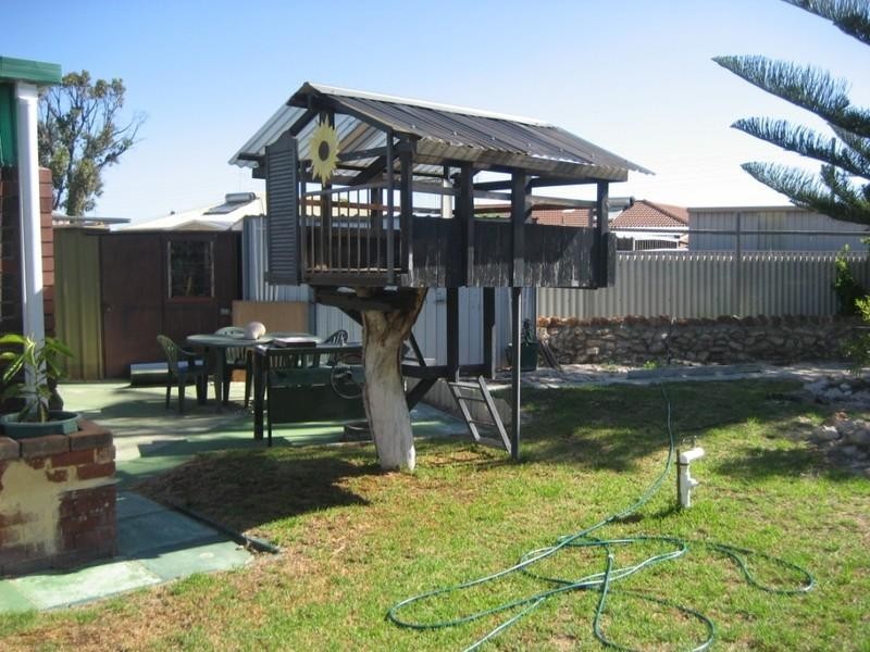 2/6 Heitman Close, Jurien Bay WA 6516