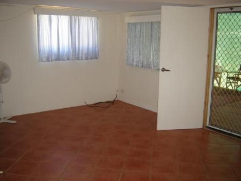 8 Bell Court, Leeman WA 6514