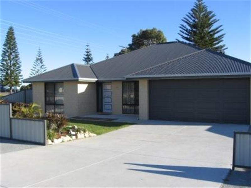 1 Hasting Street, Jurien Bay WA 6516