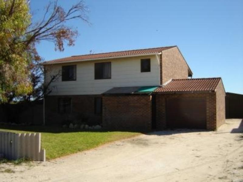 30 Coubrough Place, Jurien Bay WA 6516