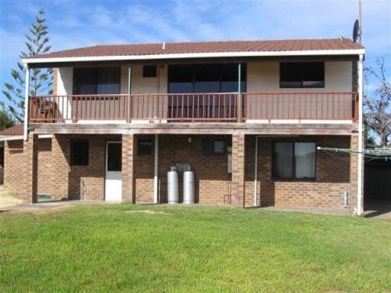 30 Coubrough Place, Jurien Bay WA 6516