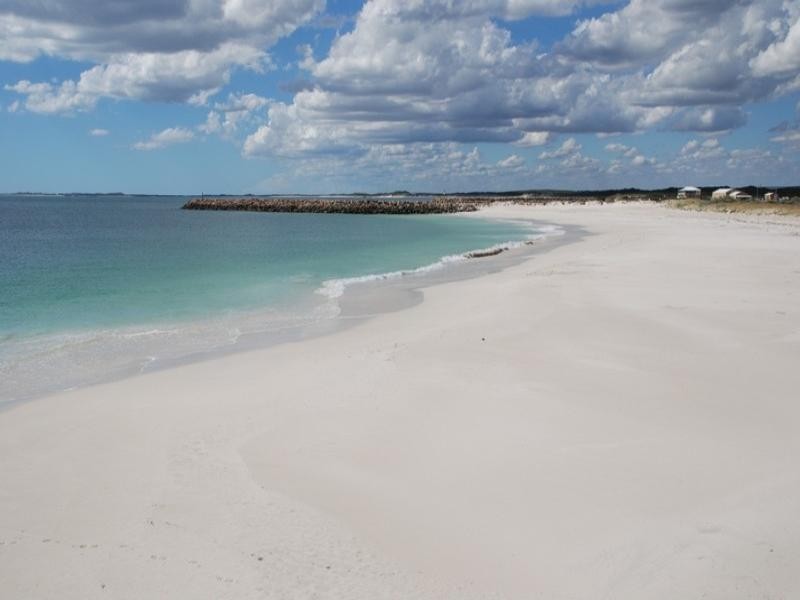 Lot 7, 13 Oceanic Way, Jurien Bay WA 6516