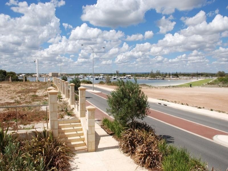 Lot 7, 13 Oceanic Way, Jurien Bay WA 6516