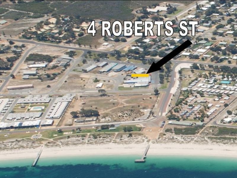 4 Roberts Street, Jurien Bay WA 6516