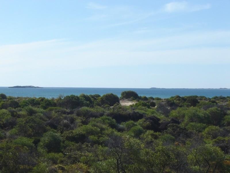 18 Coubrough Place, Jurien Bay WA 6516