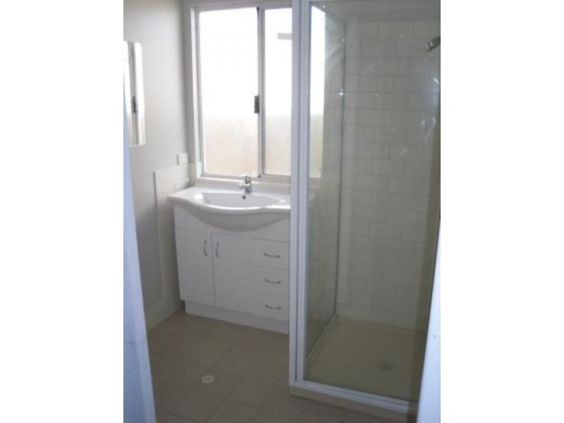 16B Elizabeth Way, Jurien Bay WA 6516