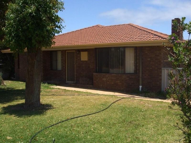 4 Valencia Road, Cervantes WA 6511