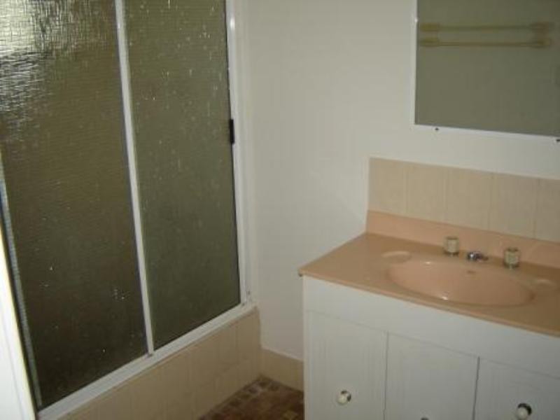 8b Hasting Street, Jurien Bay WA 6516