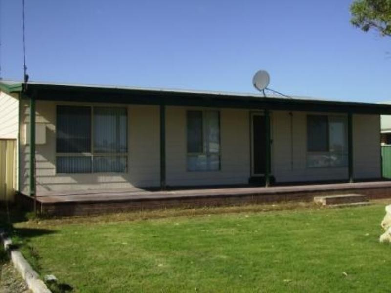 22 Shearwater Drive, Jurien Bay WA 6516