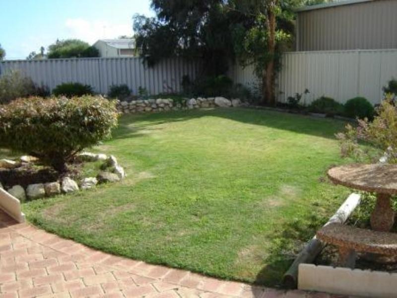 8 Favourite Close, Jurien Bay WA 6516