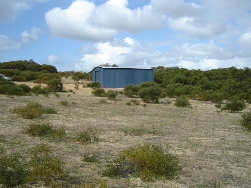 41 River Loop, Jurien Bay WA 6516