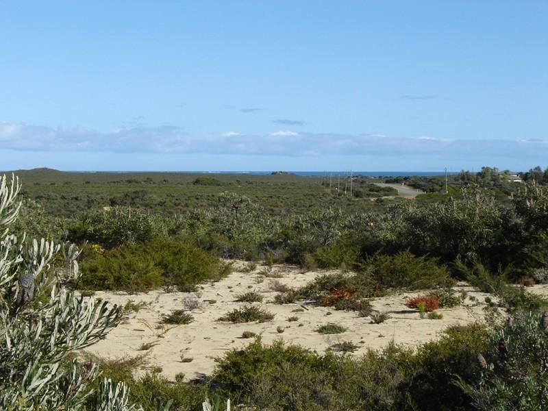 215 Belinda Loop, Jurien Bay WA 6516