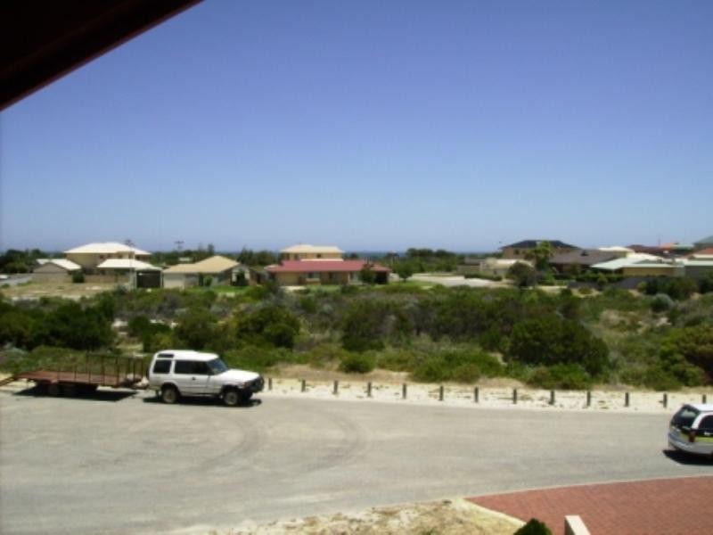 5 Maniki Gardens, Jurien Bay WA 6516