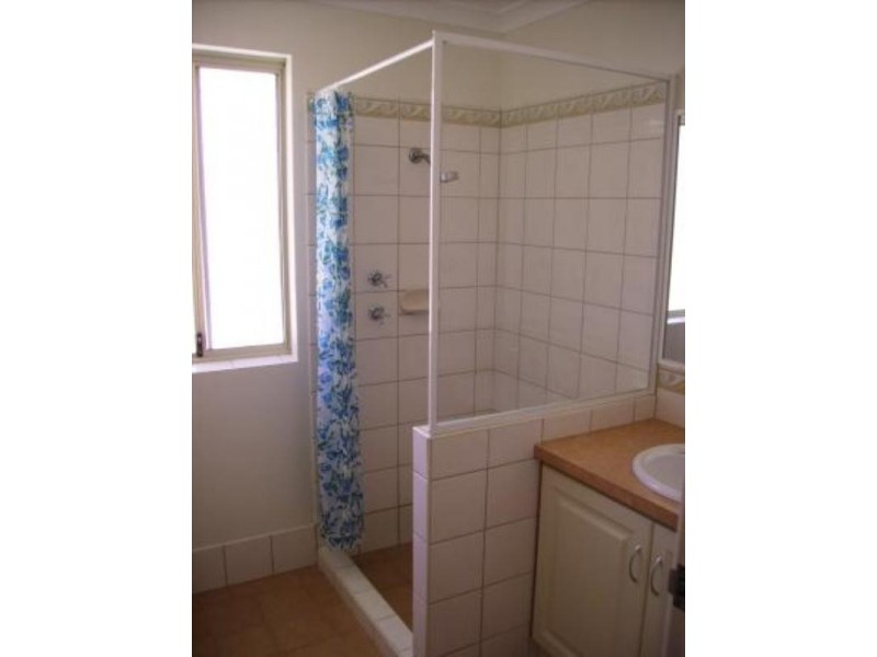 5 Maniki Gardens, Jurien Bay WA 6516