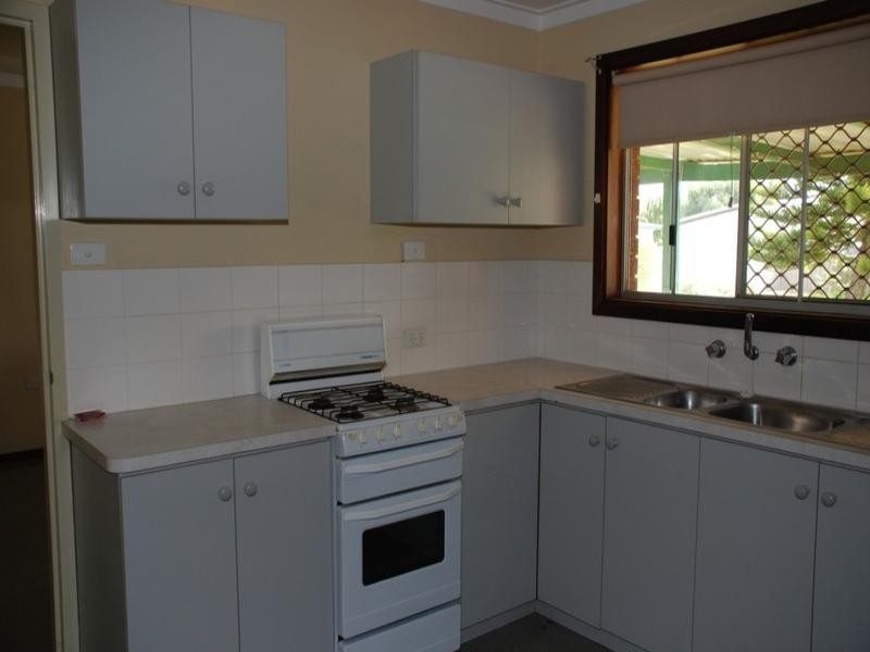 6 Bower Street, Jurien Bay WA 6516