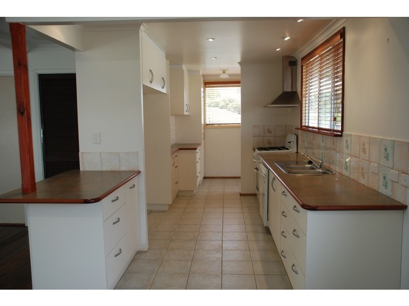 9 Whitfield Road, Jurien Bay WA 6516