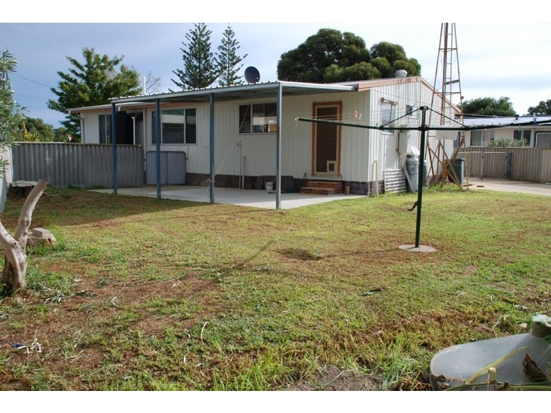 9 Whitfield Road, Jurien Bay WA 6516