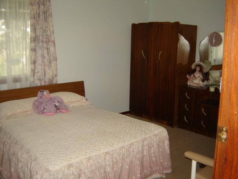 24 Dodd Street, Badgingarra WA 6521