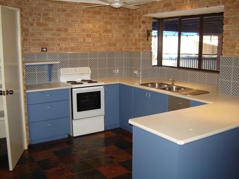 9 Lindsay Street, Jurien Bay WA 6516