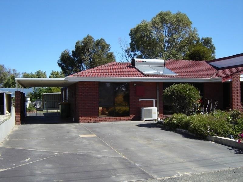 9 Lindsay Street, Jurien Bay WA 6516