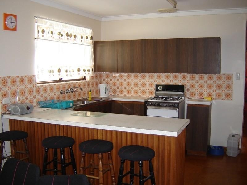 7 Tahiti Place, Jurien Bay WA 6516