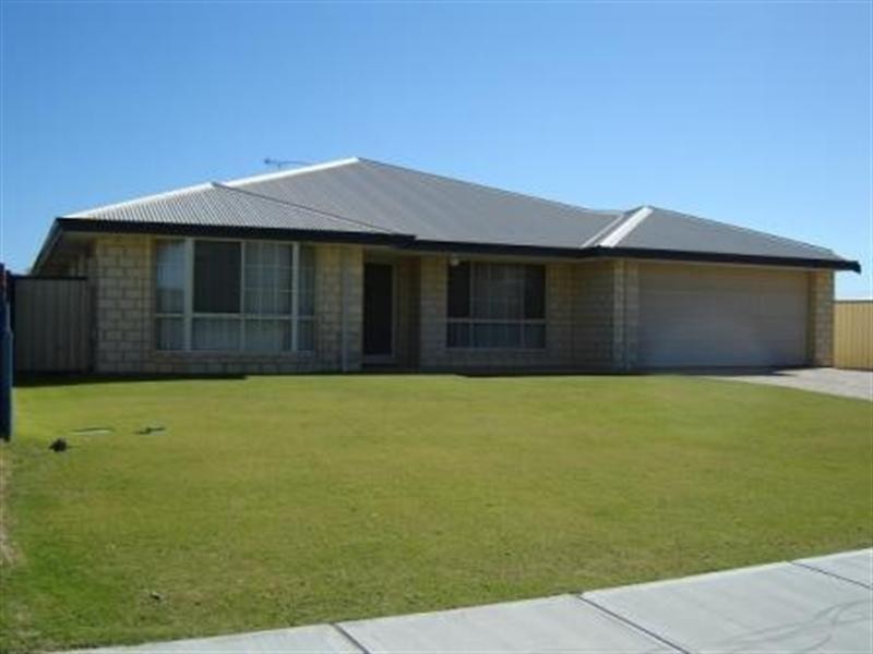 64 Lesueur Drive, Jurien Bay WA 6516