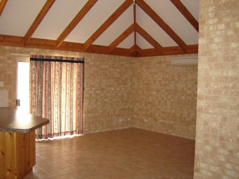 18B Seaward Drive, Jurien Bay WA 6516